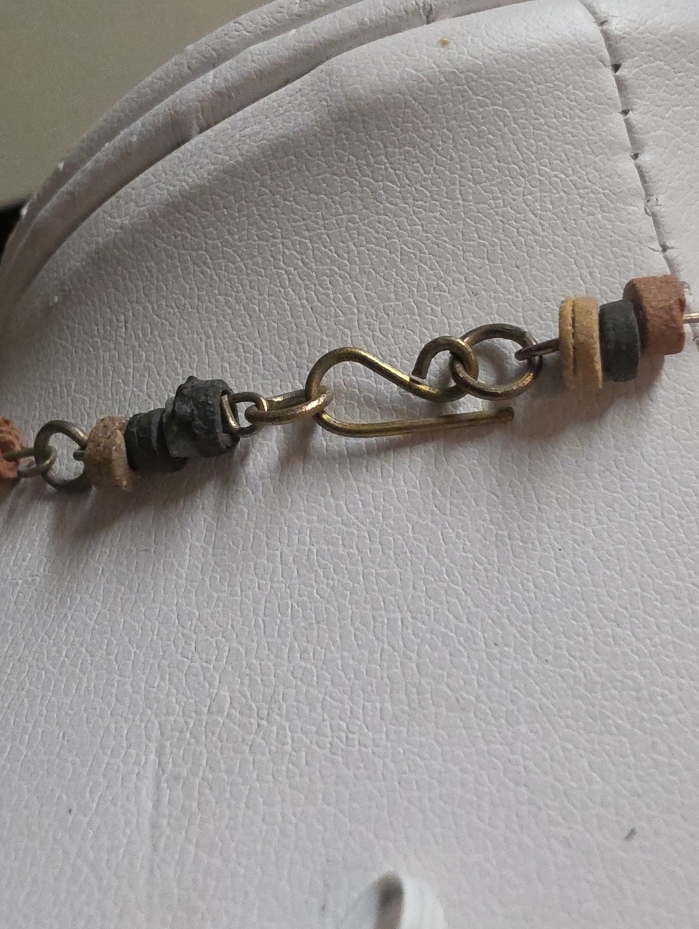 Vintage Egyptian Revival Nefertiti Terra Cotta Bead Necklace and Earring Set - Picture 7 of 9